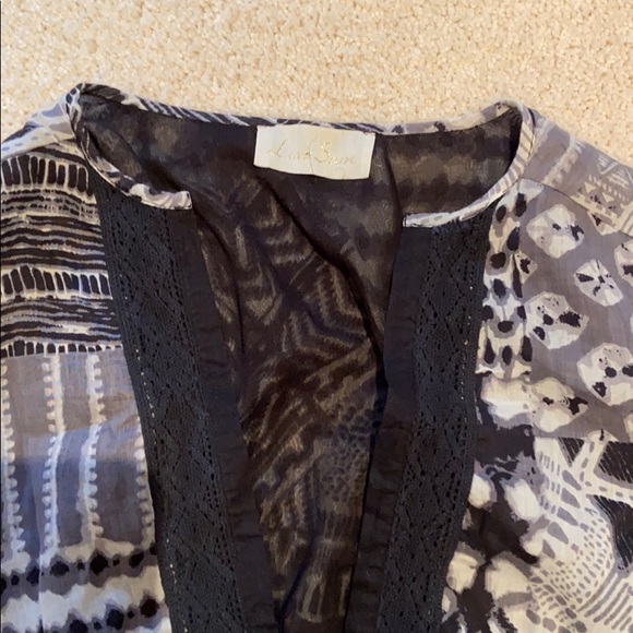 Patterned Romper - Picture 2 of 3